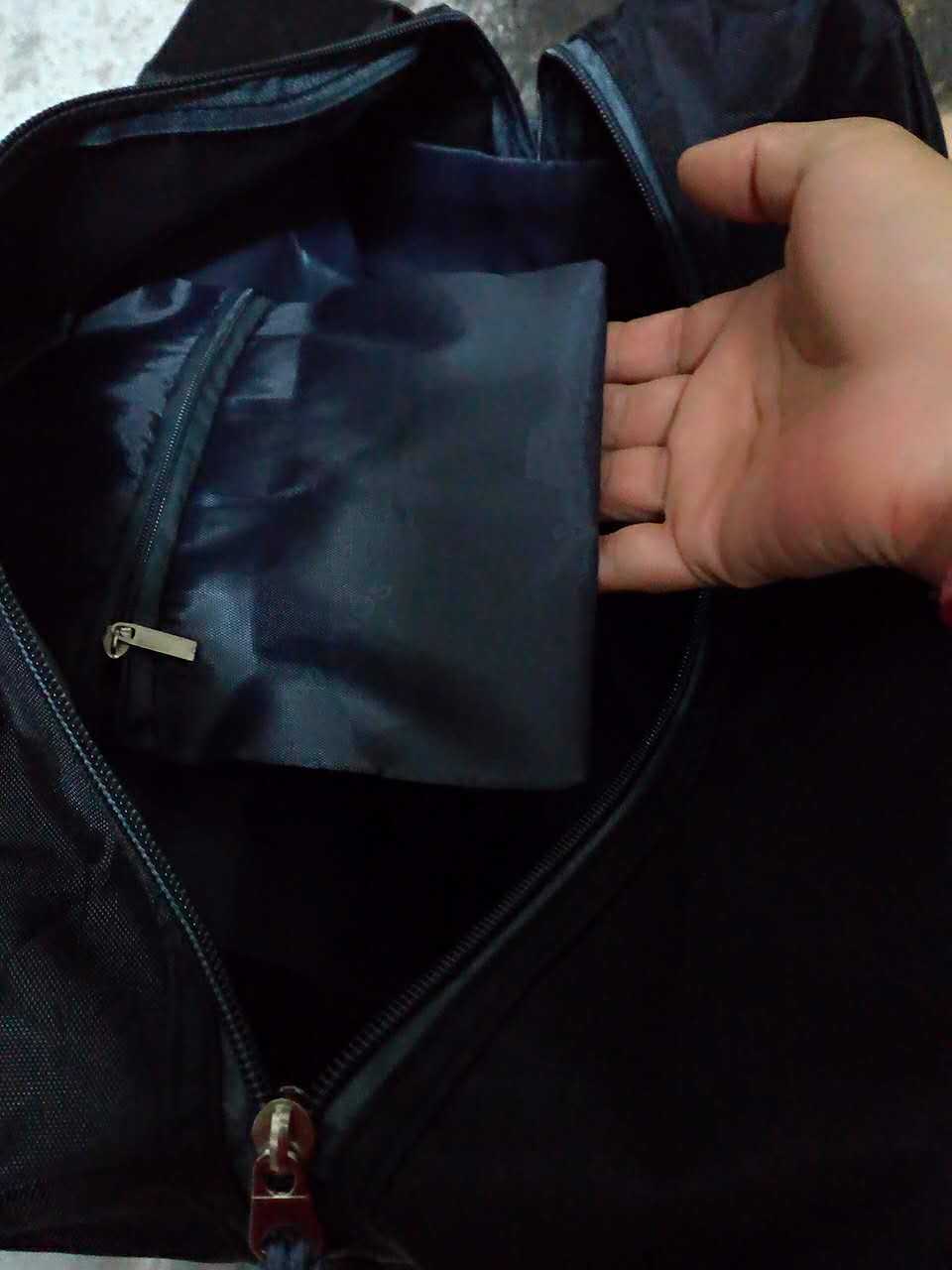 "Nylon Yoga Gym Travel Bag M-L – Lightweight Durable Sports Bag"