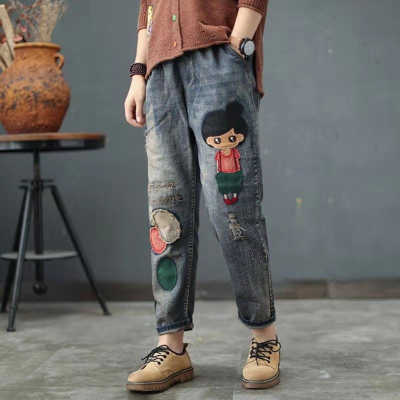 Streetwear Patchwork Cotton Jeans – Embroidered Style (26–34)